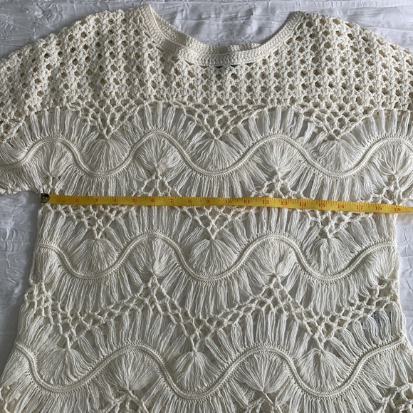 DENIM 24/7 Women’s Cream Sweater Detailed Soft Crochet Fringe Short Sleeve L - Picture 9 of 13